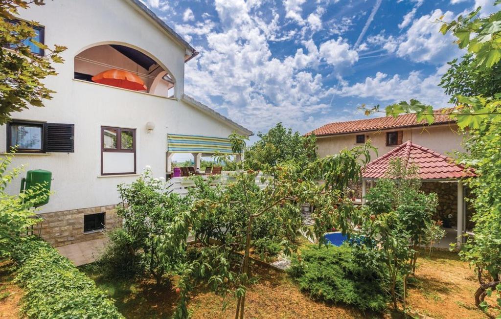 Apartments Vesna Pinezići المظهر الخارجي الصورة