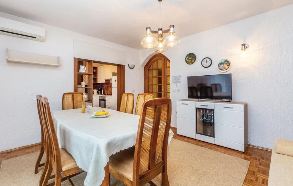 Apartments Vesna Pinezići المظهر الخارجي الصورة