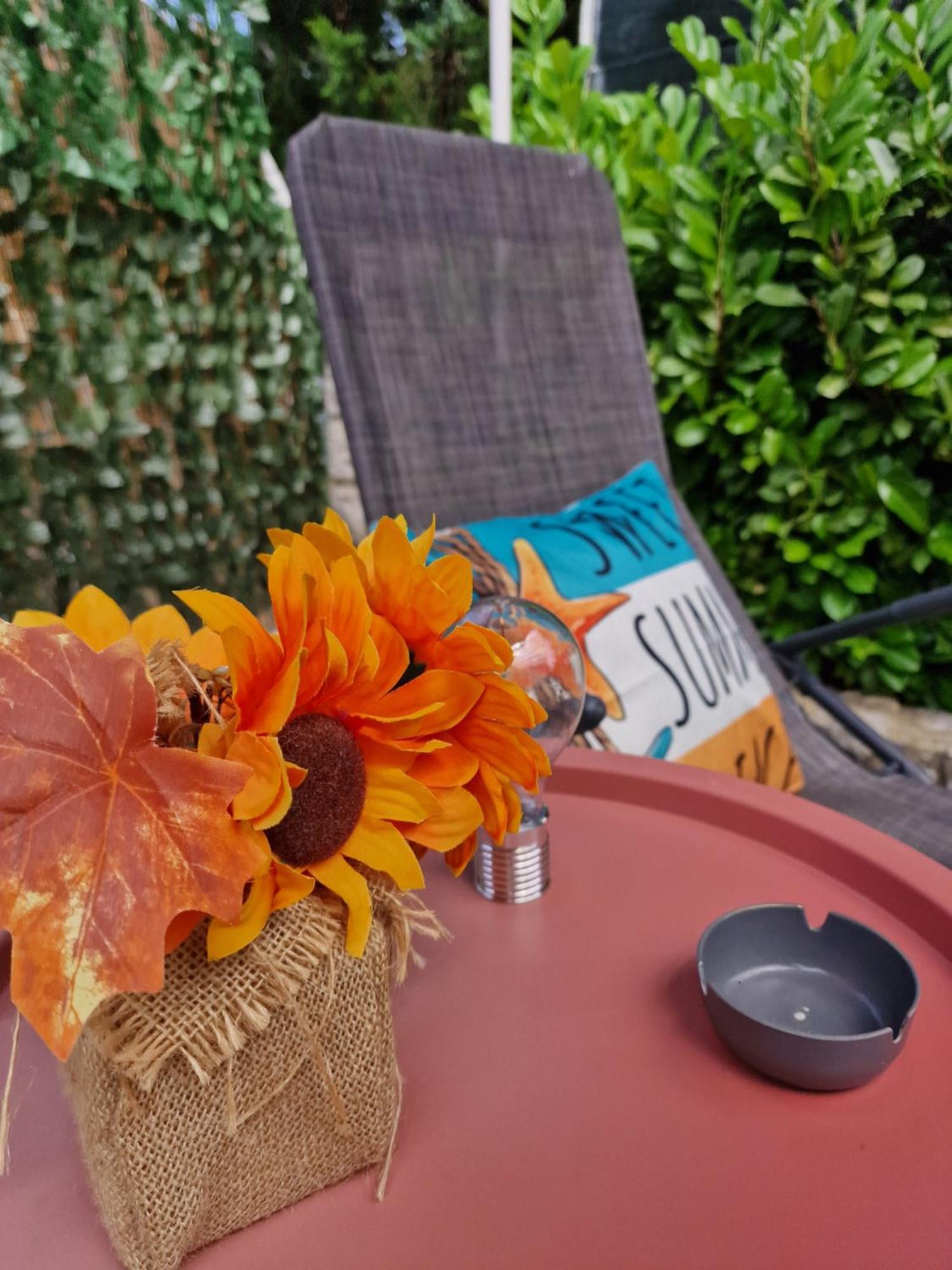 Apartments Vesna Pinezići المظهر الخارجي الصورة
