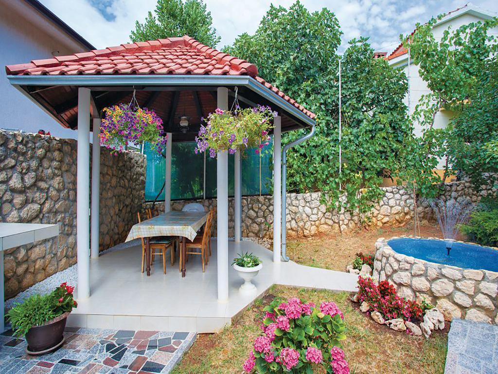Apartments Vesna Pinezići المظهر الخارجي الصورة